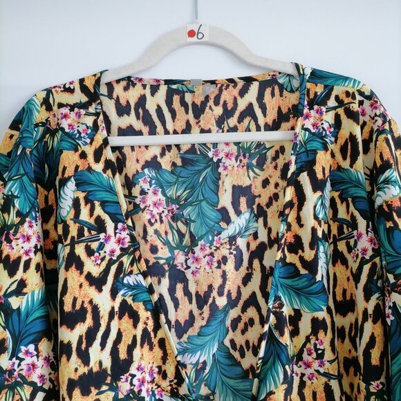 NWT Y2k Asos Curve Womens Multicolor Leopard Print Knot Waist Crop Top Size 18 - Picture 2 of 7